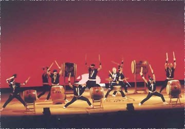 毎年恒例「もちつき大会」